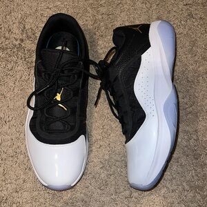 Men’s Nike Jordan AJ 11 Comfort Low Performance Basketball Shoes Size 11